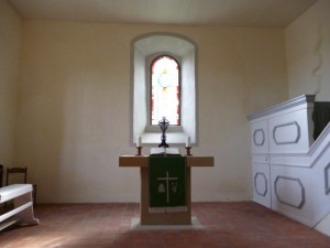 Altar der Kirche on Seena